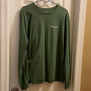 Men’s Columbia shirt